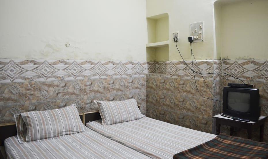 Venkatesh Hotel Varanasi